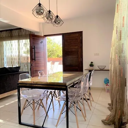 Orestiada Ekaterina 3 Bdrm 빌라