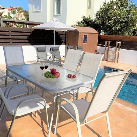 Orestiada Ekaterina 3 Bdrm * 프로타라스