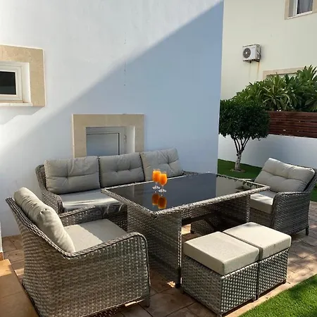 וילה Orestiada Ekaterina 3 Bdrm פרוטאראס