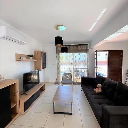 Orestiada Ekaterina 3 Bdrm וילה פרוטאראס