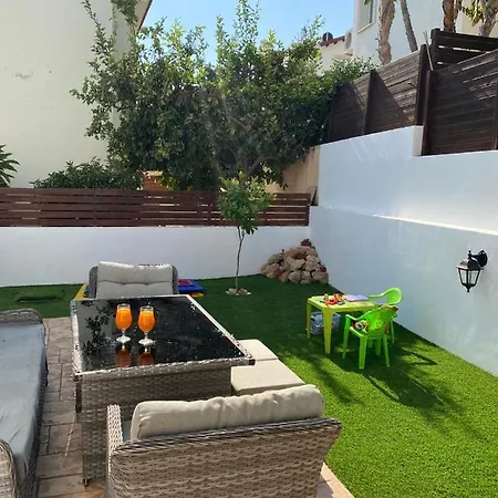 וילה Orestiada Ekaterina 3 Bdrm *
